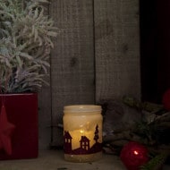 Jar candle holder