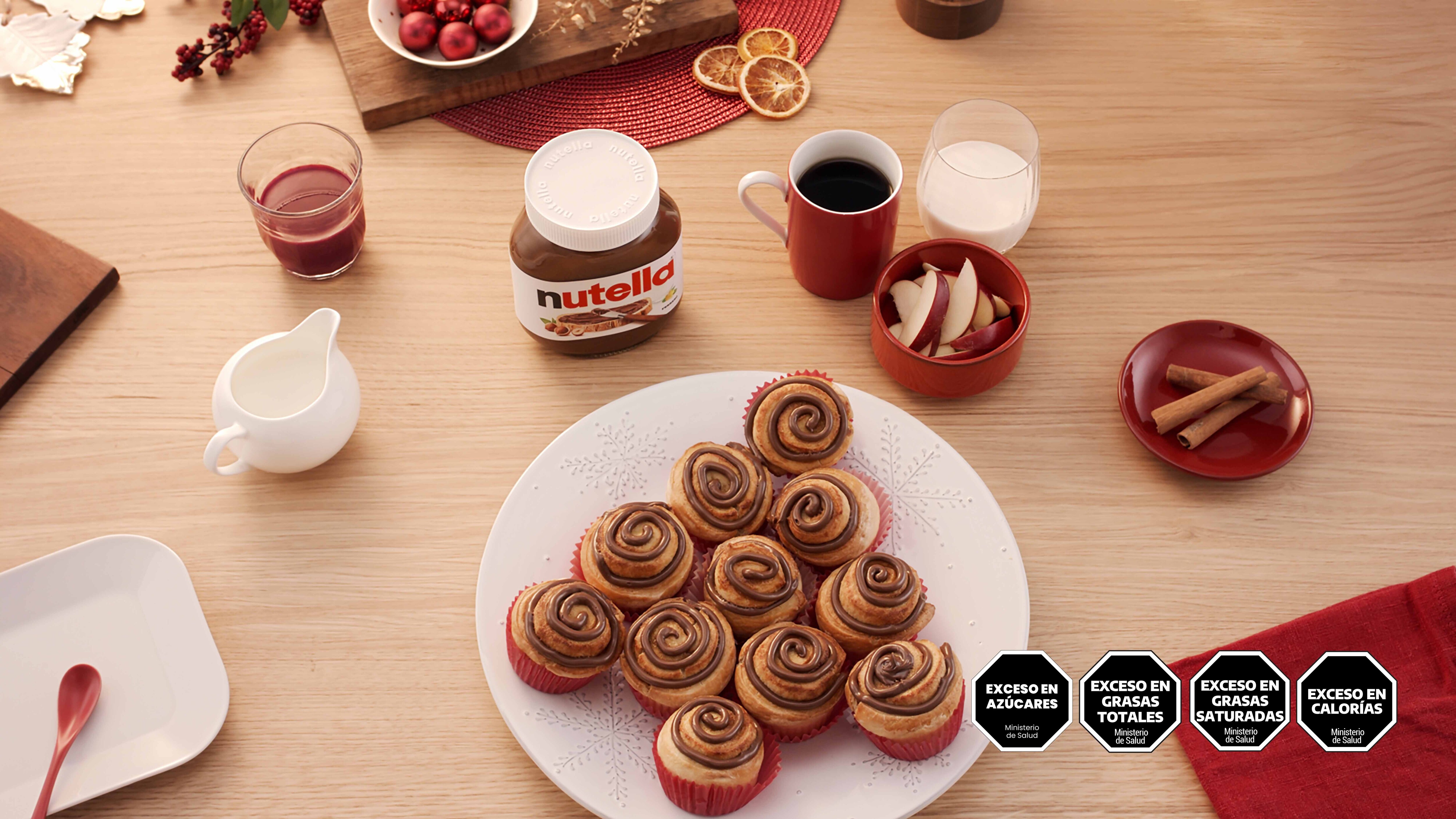 Rolls de canela navideños por Nutella