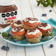 Cupcakes with frosting and Nutella® 