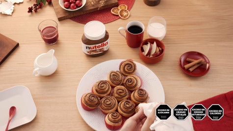 Rolls de canela navideños por Nutella - step 4