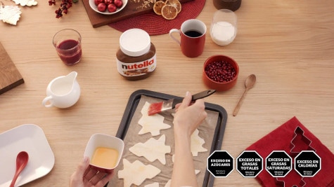 Arbolito de hojaldre por Nutella - step 2