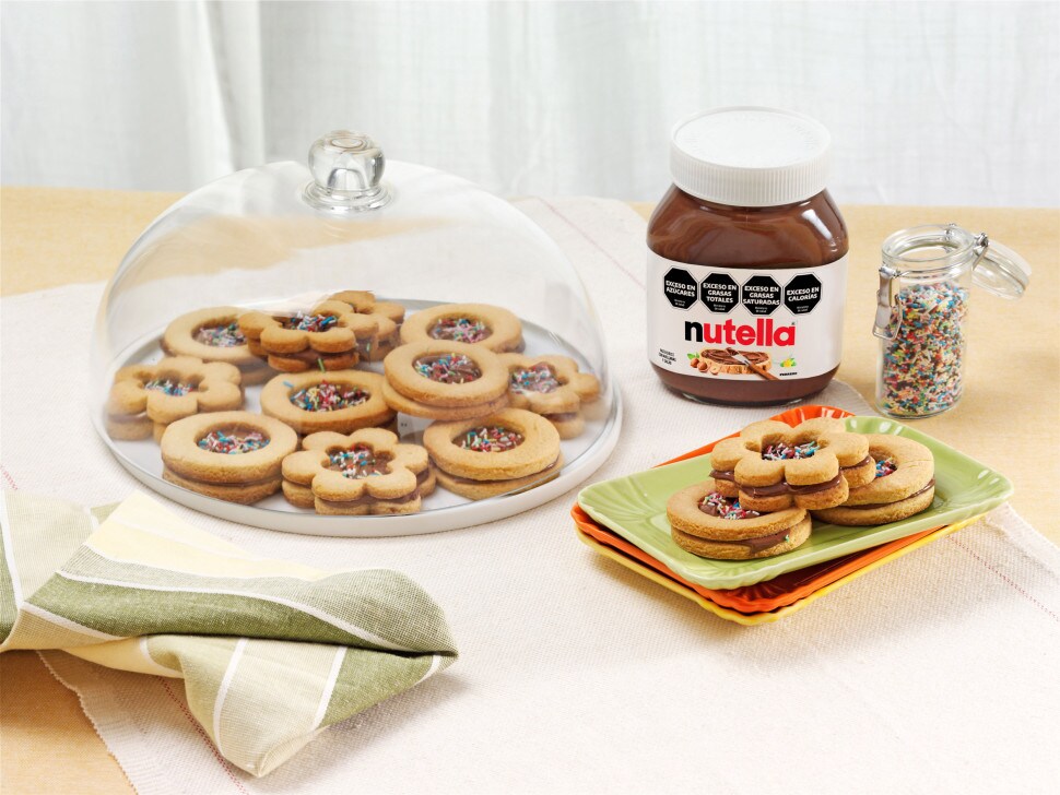 Biscuits with Nutella® 
