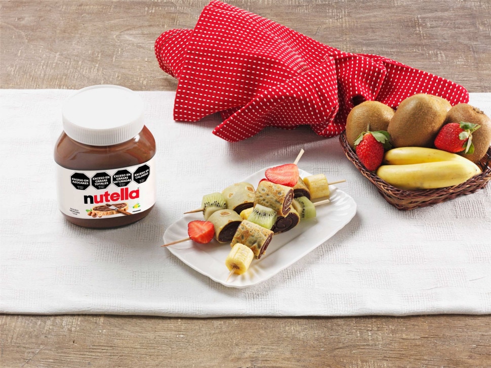 Crepe skewers with Nutella®