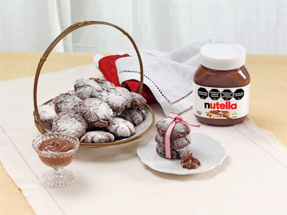 Dark Ricciarelli Macaroons with Nutella®