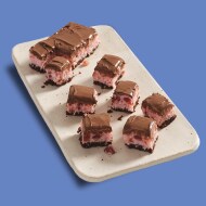 snowymountains-no-bake-cherry-slice