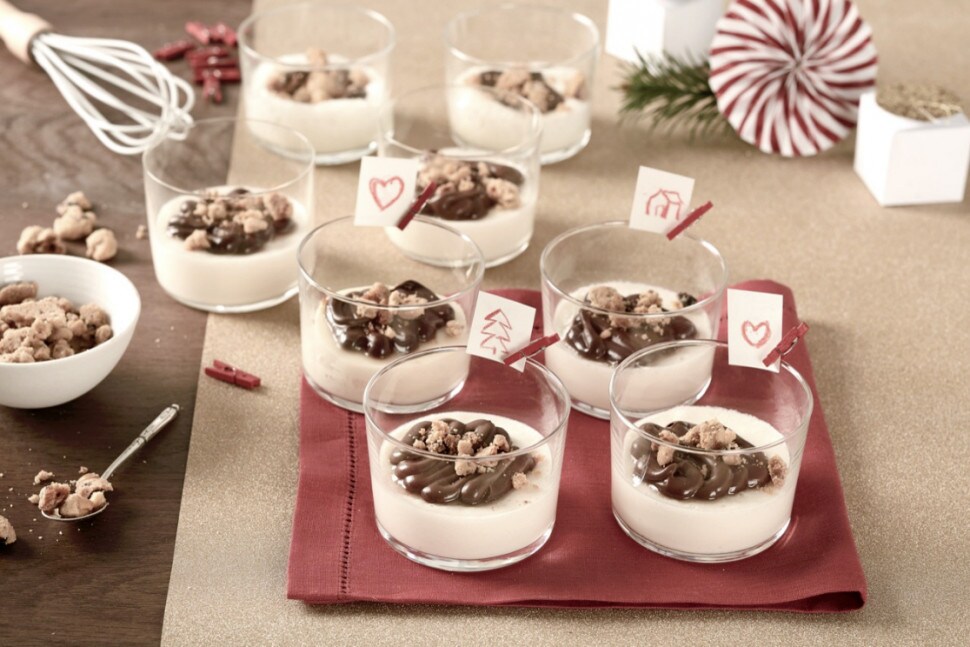 White mousse with crumble and Nutella®