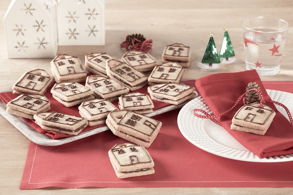 Christmas Shortbread Sandwich with Nutella