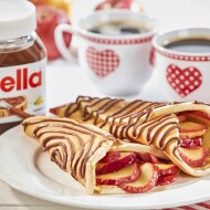 Crêpes épaisses aux pommes et Nutella®
