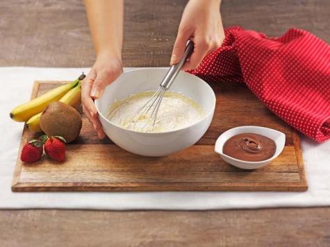 Crepe skewers with Nutella® - STEP 1