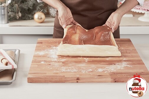 Сплетена канелена кифличка с Nutella®