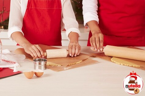 Изрязани сандвич бисквити с Nutella® - стъпка 3 Изрязани сандвич бисквити с Nutella® - стъпка 3