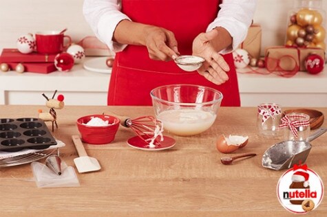 Мини пандишпанови кексчета с Nutella® - стъпка 3