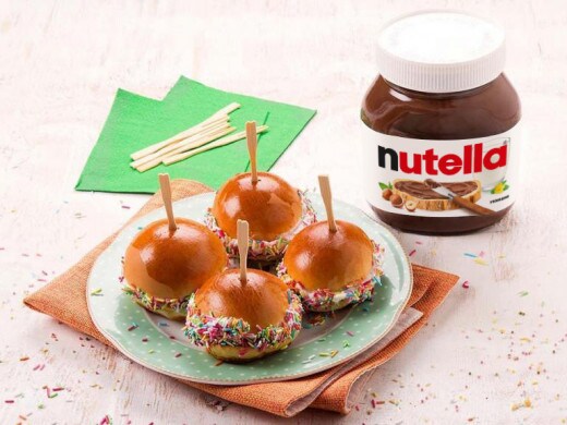 Little rolls with Nutella® and sugar sprinkles