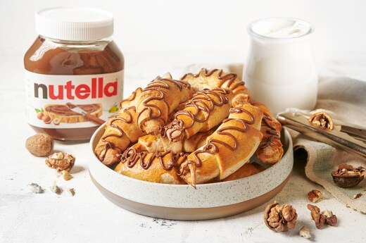 Кифлички с орехи и Nutella