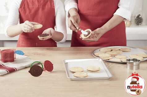 Sanduíche de Biscoito de Natal com Nutella® 5 | Nutella Sanduíche de Biscoito de Natal com Nutella® 5 | Nutella