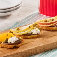Ricotta and Fruit Crostini with NUTELLA