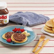 Mini-pancakes au Nutella® et aux fruits