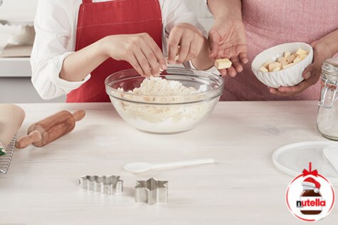 Almond shortbread cookies with Nutella® hazelnut spread - Step 1