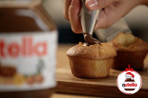 Mini Apple muffins with Nutella® hazelnut spread - Step 3