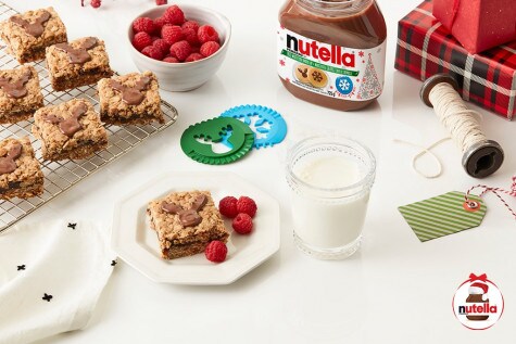 Sleigh ride date squares with NUTELLA® hazelnut spread Step 4
