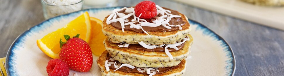 Oatcake towers with lemon, poppy seed and NUTELLA