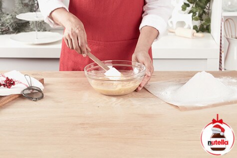 Mini pan de plátano con Nutella® Paso 3 | Nutella