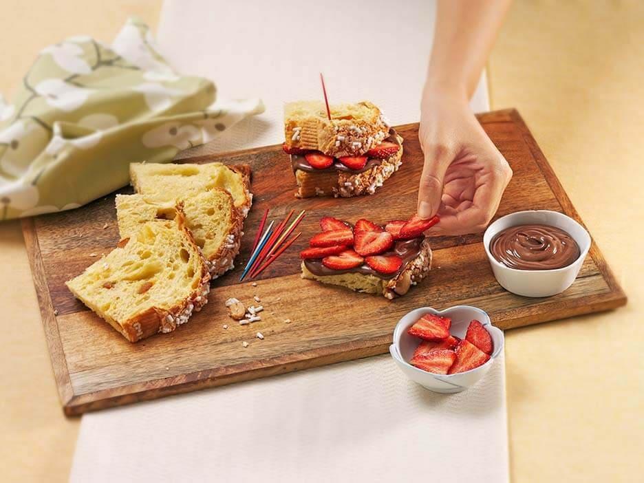 Easter Colomba Cake with Nutella® and Strawberries ...