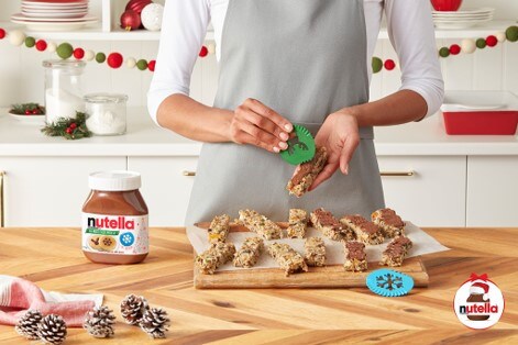 Nepečené bezlepkové müsli tyčinky s lískooříškovou pomazánkou NUTELLA® - Krok 3