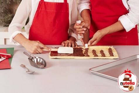 Vánoční roláda s pomazánkou Nutella® 5 | Nutella Vánoční roláda s pomazánkou Nutella® 5 | Nutella