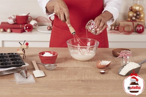 Nadýchané minikoláčiky s Nutellou 2 | Nutella®