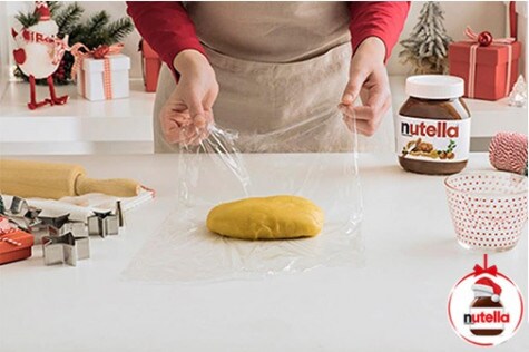 Koláč s Nutellou zdobený hvězdičkami 3 | Nutella®