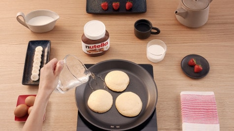 Nadýchané lívance s pomazánkou Nutella®