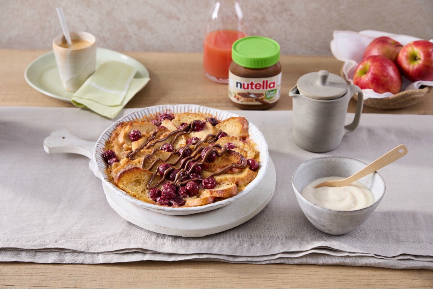 Saftiger Frühstückskuchen mit Kirschen: Vegan & mit nutella®