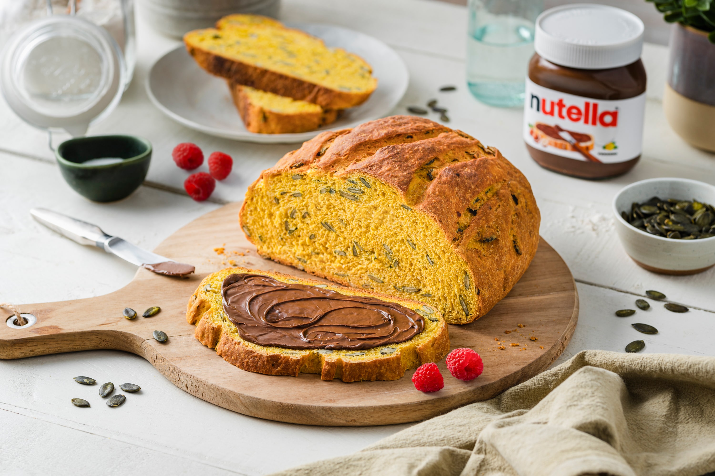 Kerniges Kürbiskernbrot: Frisch gebacken & verfeinert mit nutella®