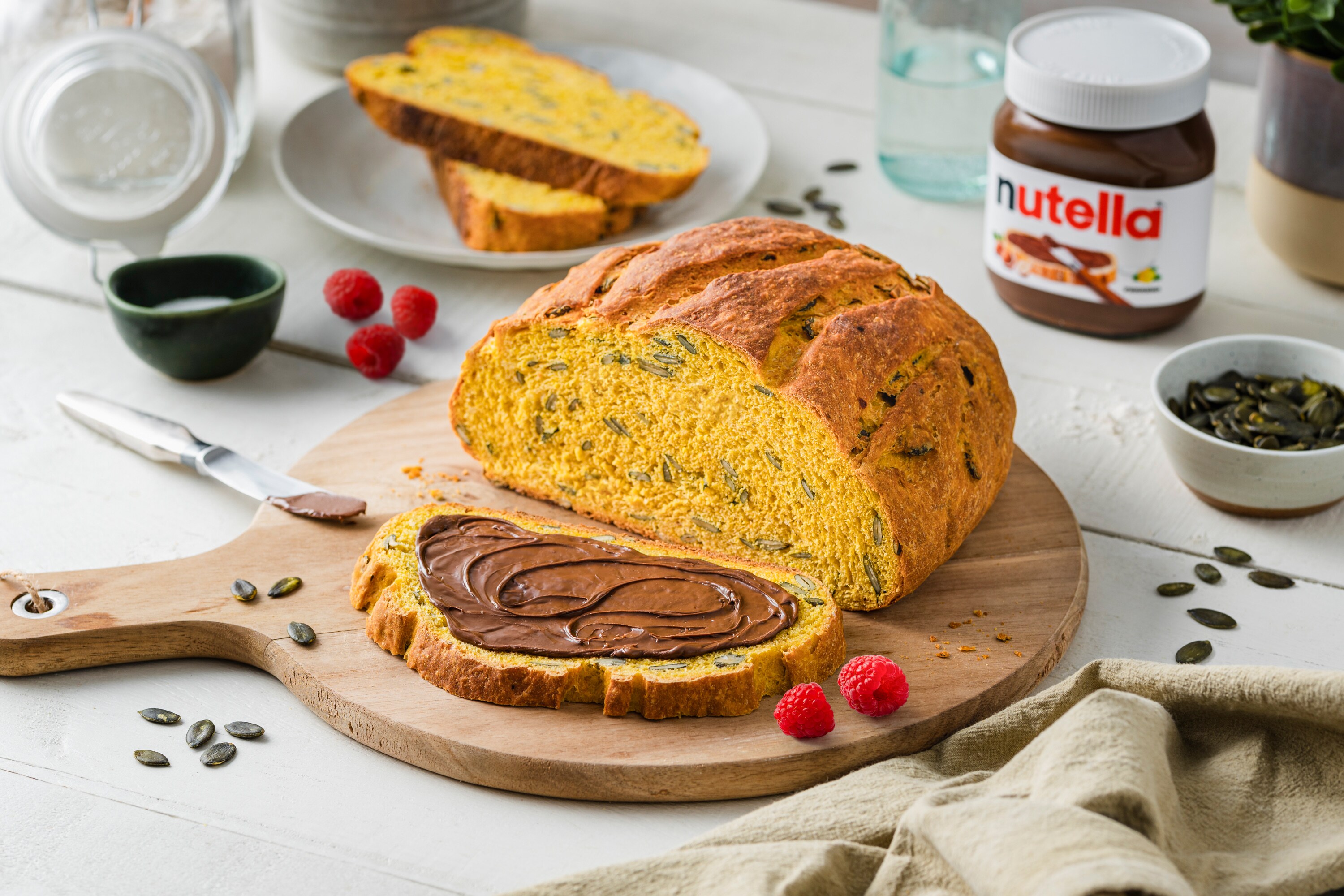 Kerniges Kürbiskernbrot: Frisch gebacken & verfeinert mit nutella®