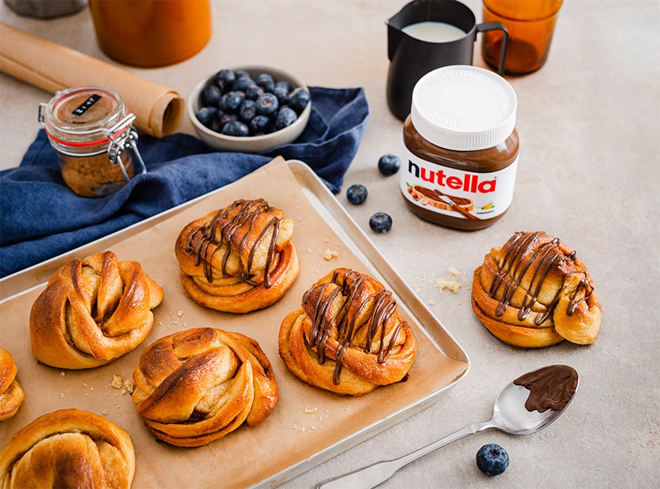 Schnelle Kardamom-Zimtschnecken mit cremiger nutella®-Füllung