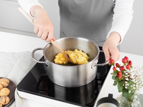 Mini-Windbeutel mit nutella - Schritt 1