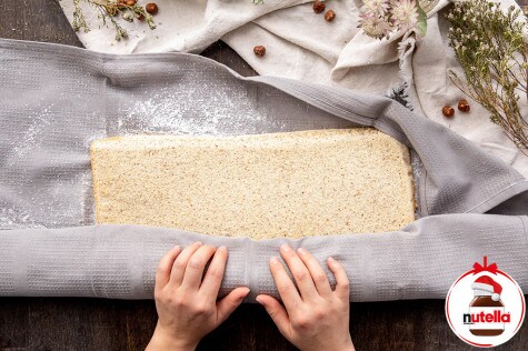 Biskuitrolle mit nutella® schritt 3 | Nutella