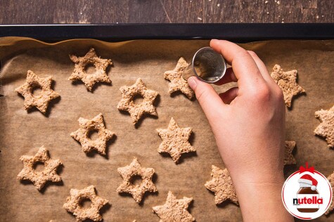 Haselnuss-Zimtsterne mit nutella® schritt 3 | Nutella Haselnuss-Zimtsterne mit nutella® schritt 3 | Nutella