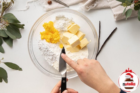 Mürbeteigplätzchen mit nutella® schritt 2 | Nutella