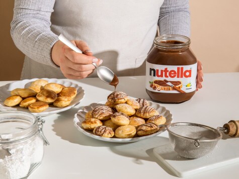 Poffertjes (Mini-Pfannkuchen) mit Puderzucker und nutella® - Schritt 4