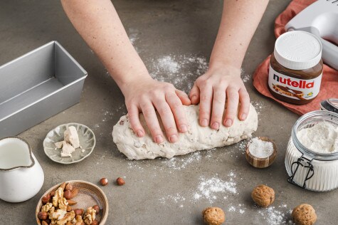 Nussbrot mit nutella® - Schritt 2 Nussbrot mit nutella® - Schritt 2