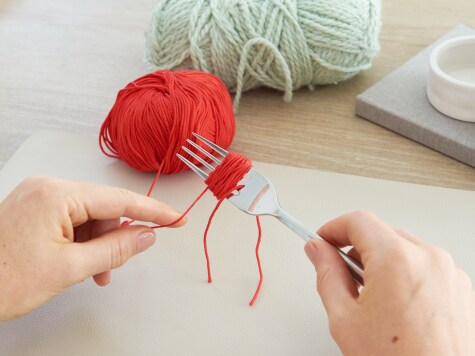 DIY - nutella - Pompom-Idee - Schritt 3