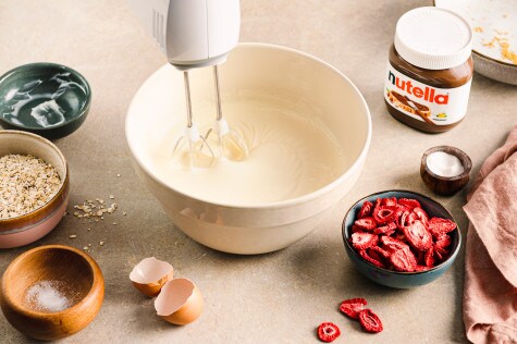 Erdbeer-Crunchy-Chessecake mit nutella® - Schritt 1