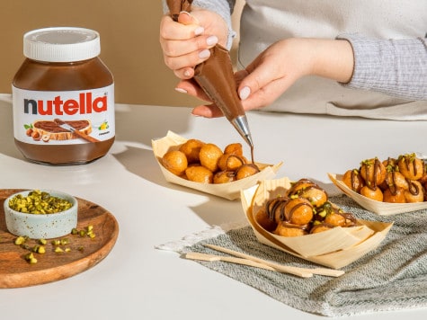 Lokma (Sirupbällchen) mit gehackten Pistazien und nutella® - Schritt 4