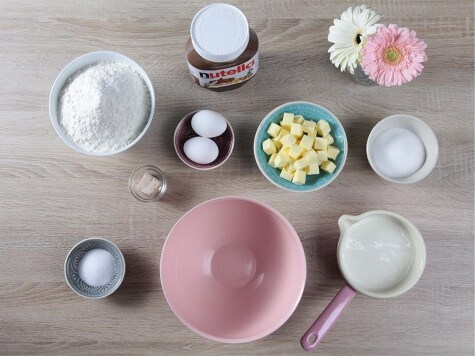 Rohrnudeln mit nutella - Schritt 1