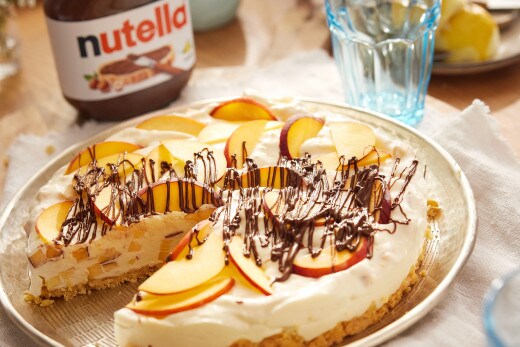 nutella® Rezepte - Pfirsich-Buttermilch-Torte mit nutella®