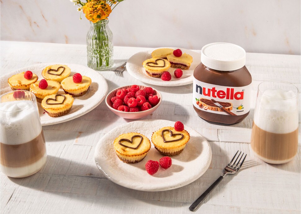 nutella® Rezepte - Mini Käseküchlein mit Himbeeren und nutella®