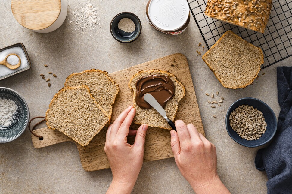 Sonnenblumenkernbrot mit nutella® recipe | Nutella® Germany
