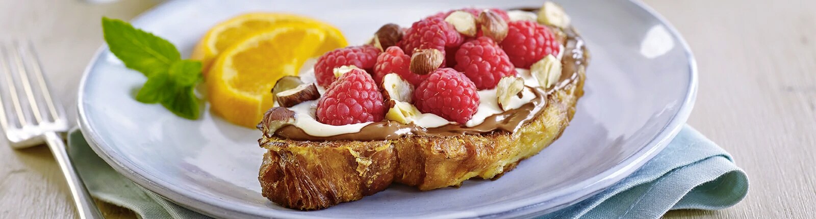 Tostada francesa de croissant con Nutella®